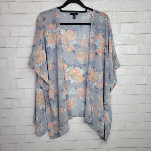 torrid Sweaters - Torrid Gray Pink Floral Open Front Chiffon Poncho